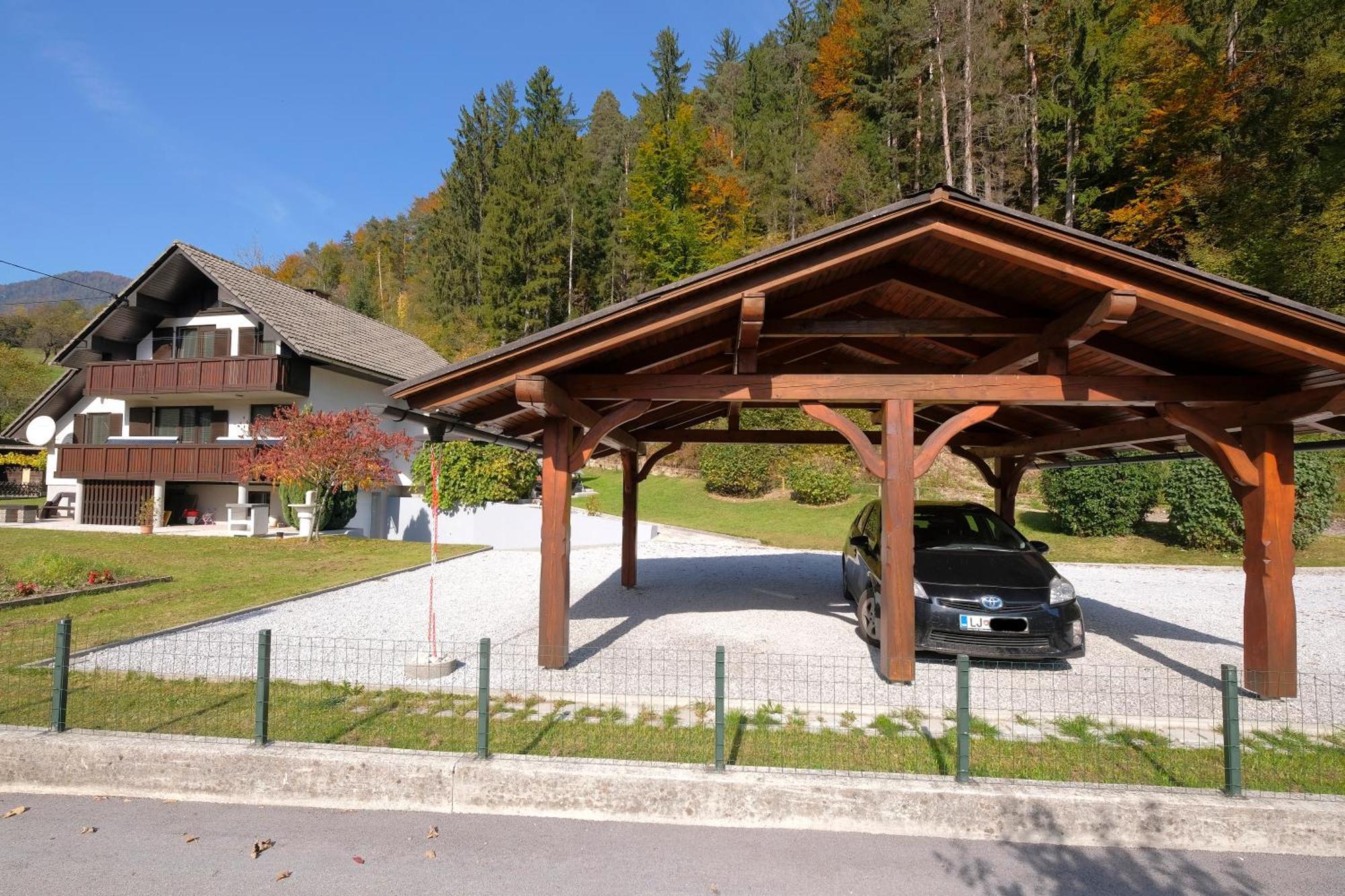 Savadolinka House Appartement Mojstrana Buitenkant foto